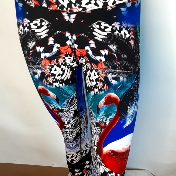 Material Girl Active Flamingo leggings sz lrg - Picture 3 of 5